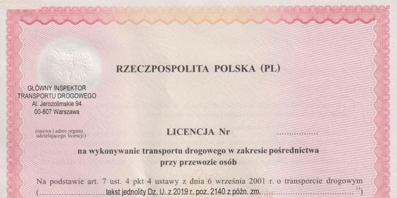 Jakie dokumenty i wymagania są niezbędne do zdobycia licencji taxi?