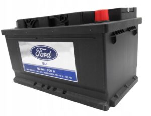 Gdzie znaleźć akumulator w Fordzie Kuga? Oto pełny przewodnik