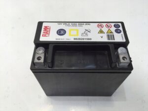 Idealny akumulator do Peugeot 3008 2.0 HDi – co wybrać?