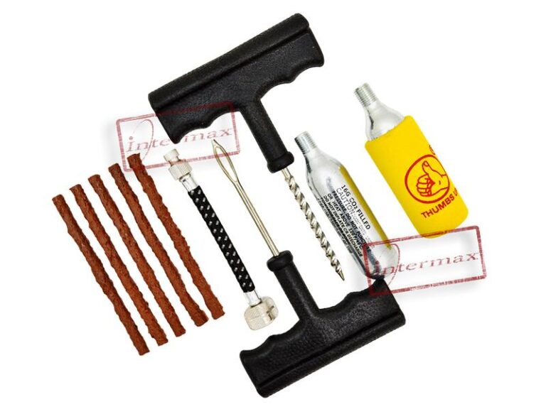 Skuteczne sposoby na to, jak zakleić dziurę w oponie samodzielnie