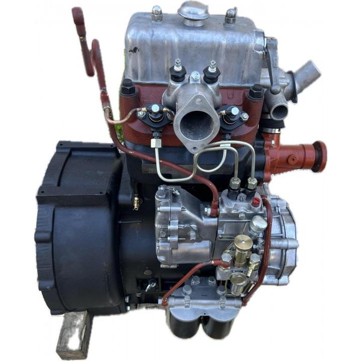 Montaż silnika C330 w C-328