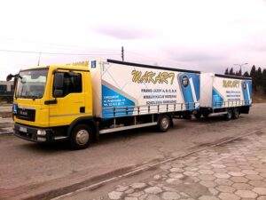 Ile naprawdę kosztuje prawo jazdy kat. CE? Sprawdź, co musisz wiedzieć!