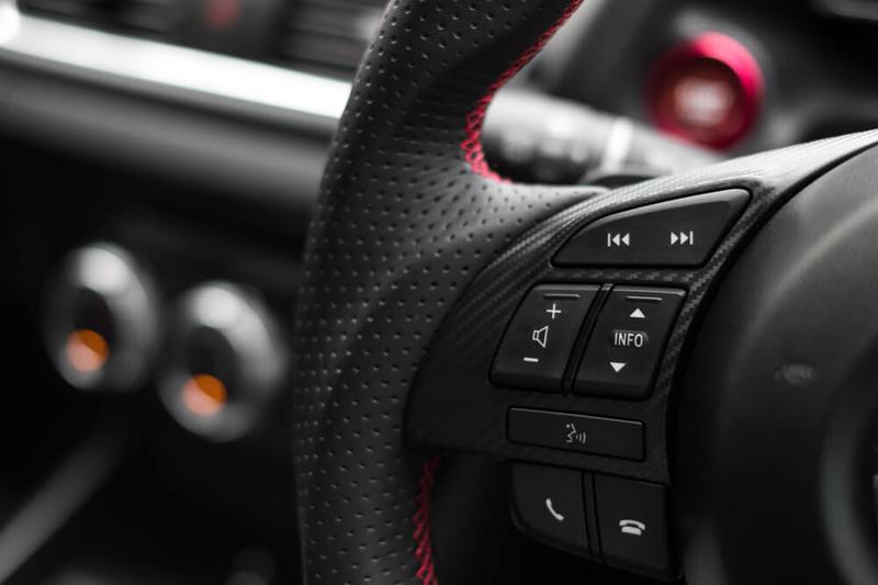 Interfejs Bluetooth w samochodzie – co warto wiedzieć?