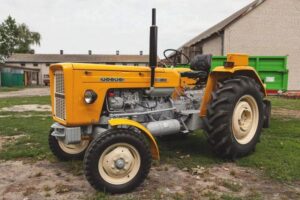 Ile oleju w silniku C 360 – praktyczny poradnik dla właścicieli traktora