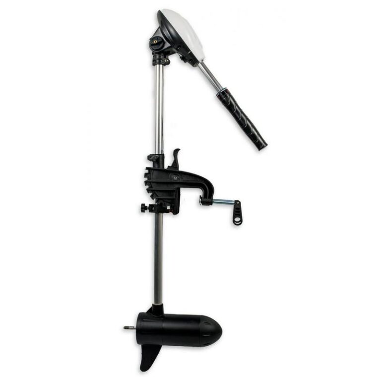 Jak wybrać idealny silnik do łodzi ważącej 500 kg?